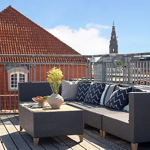 Sanders Leaves - Cute One-bedroom With A Large Rooftop Terrace Copenhague